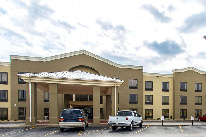 Comfort Suites Effingham Central