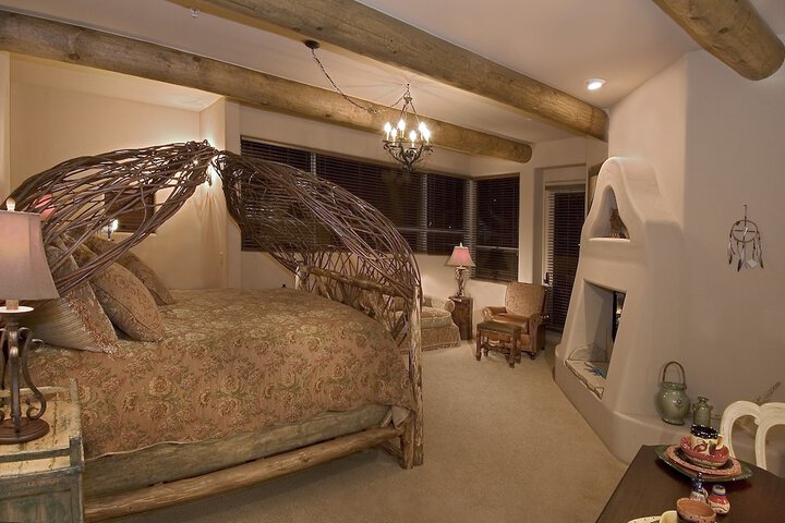 Room 45 of 111