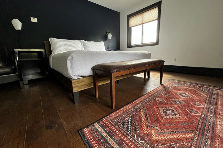 Room 42 of 83