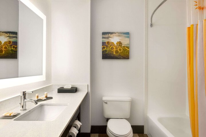 La Quinta Inn & Suites by Wyndham Dublin