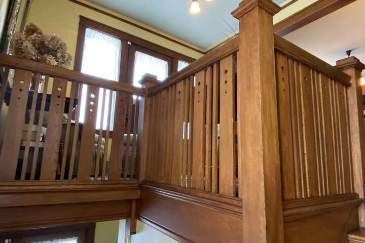 Vineyard Mansion & Carriage House Bed & Breakfast