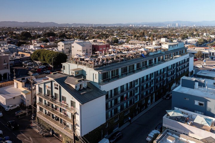 Hotel 6 of 110
