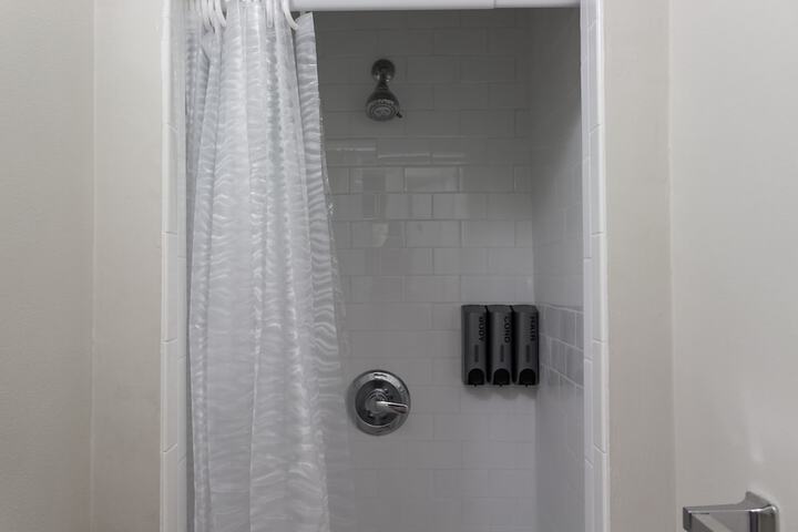 Room 36 of 67