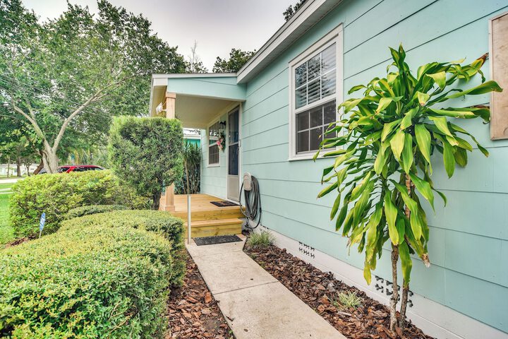 Pinellas Park Home: Swim Golf, Grill & More!