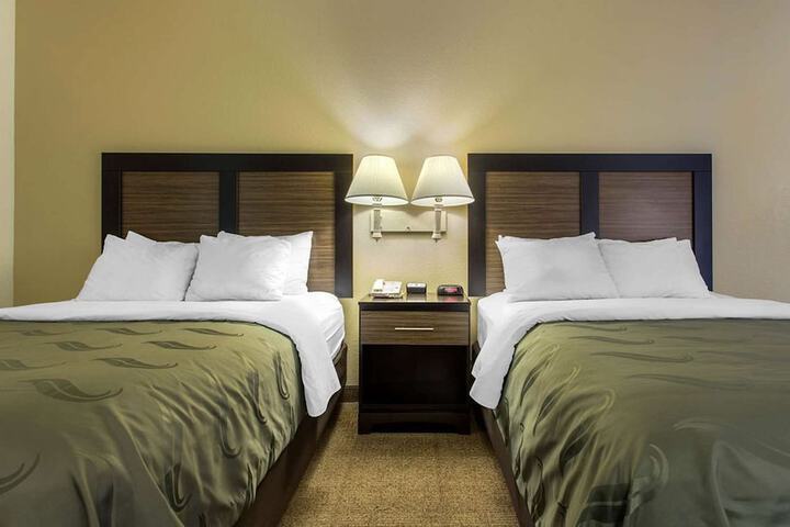 Room 9 of 29