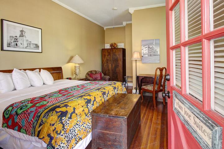 Room 22 of 86