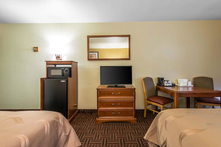 Quality Inn Colorado Springs South
