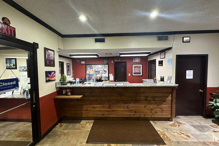 Super 8 by Wyndham Athens TX