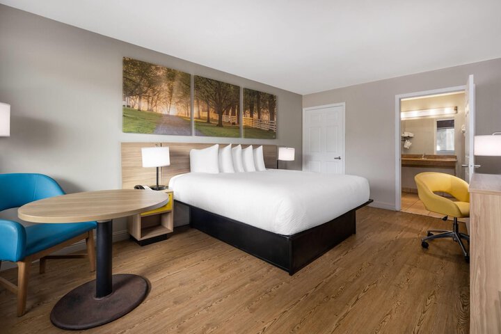 Days Inn by Wyndham Anderson