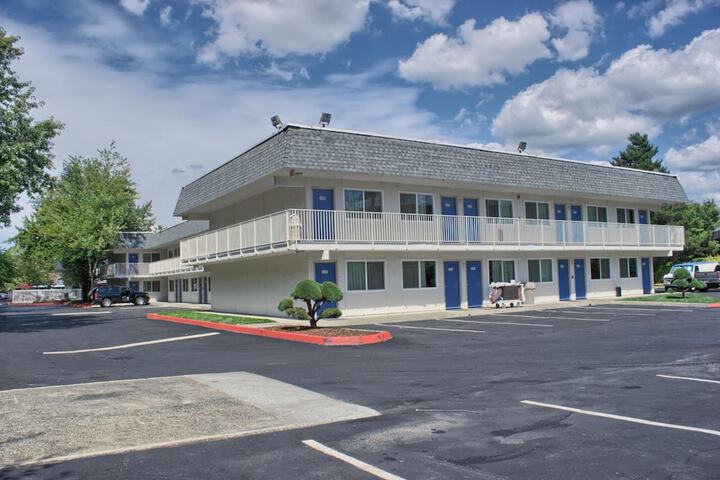 Motel 6 Issaquah WA - Seattle - East