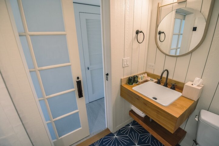 Room 30 of 73