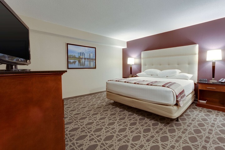 Room 16 of 46