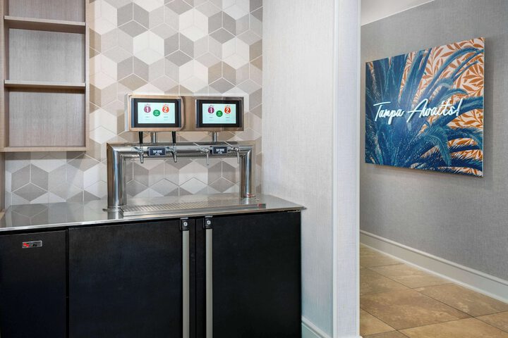 Homewood Suites by Hilton Tampa Airport - Westshore