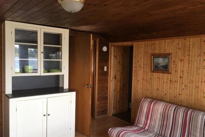 Merland Park Cottages and Motel