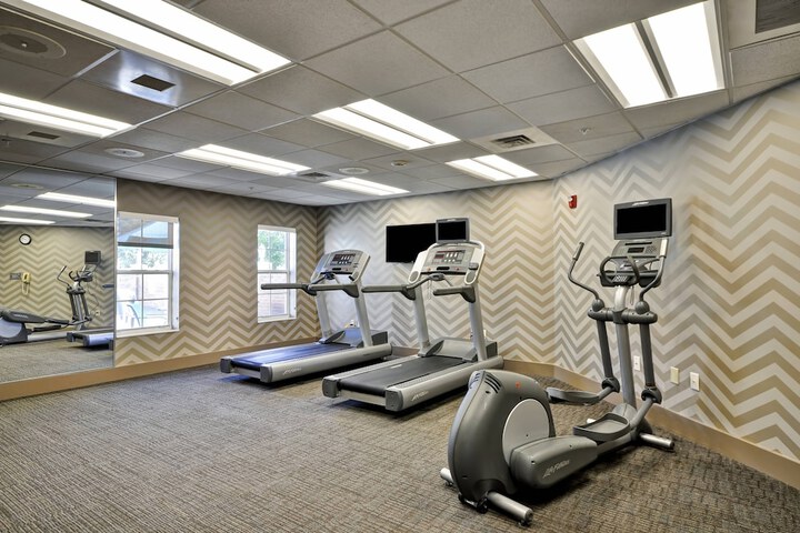 Health and Fitness 34 of 36