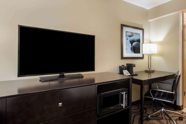 Room 25 of 36