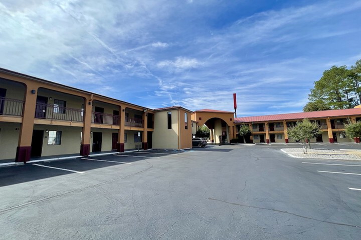 Hotel 2 of 18