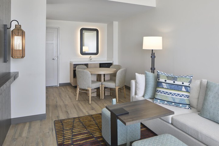 Embassy Suites by Hilton Gulf Shores Beach Resort