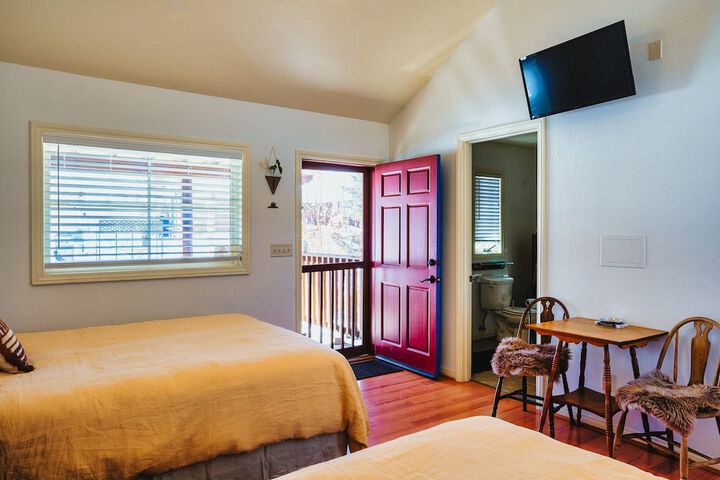 Room 37 of 71