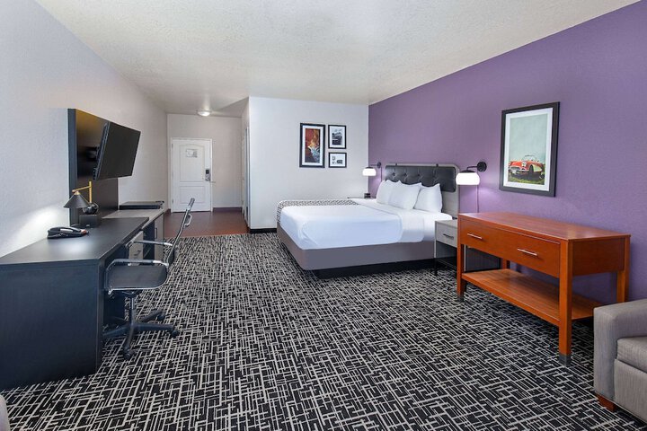 Room 31 of 73