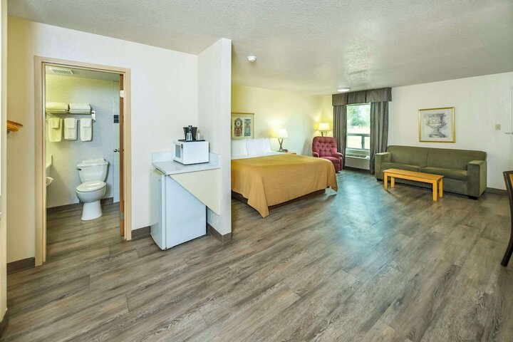 Room 20 of 72