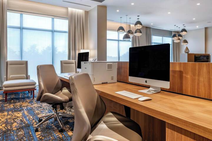 Courtyard by Marriott Fort Lauderdale Downtown