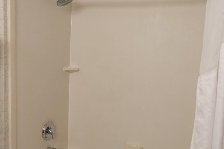 Room 25 of 51