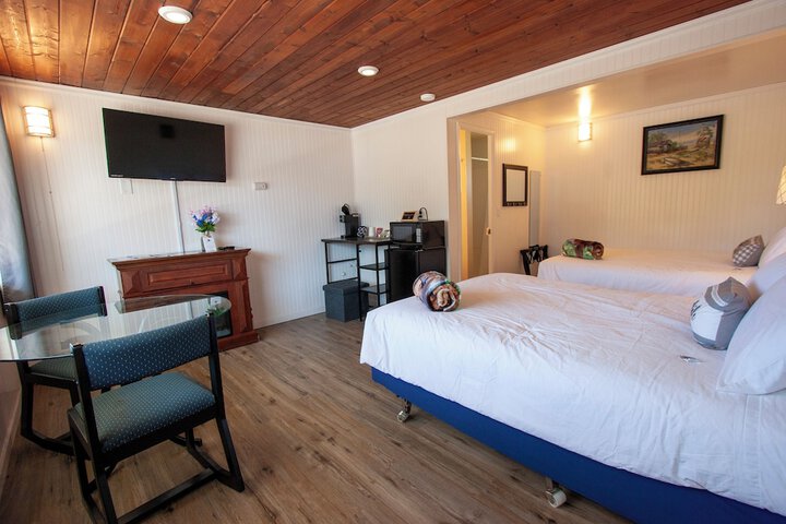 Room 28 of 50