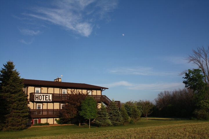 Hotel 3 of 23