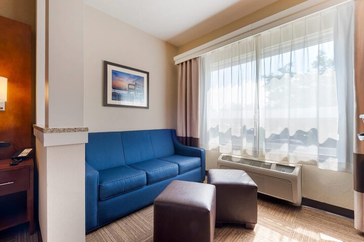 Lift Bridge Lodge an Ascend Collection Hotel