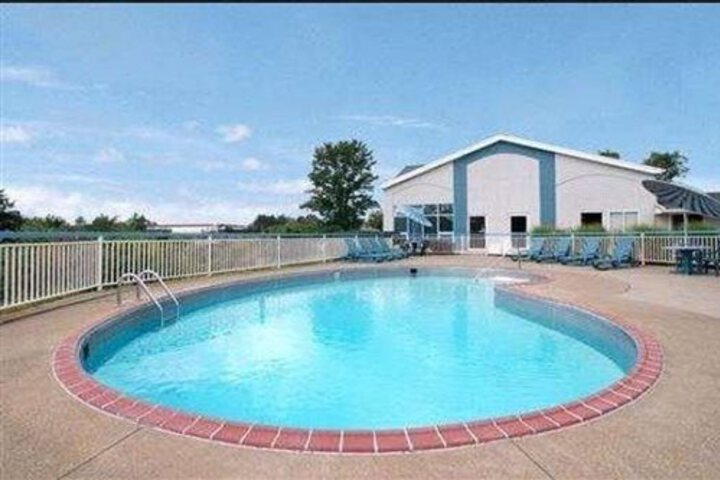 KNIGHTS INN ELYRIA (EX. ECONO LODGE)
