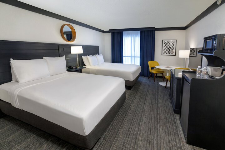 Room 31 of 64