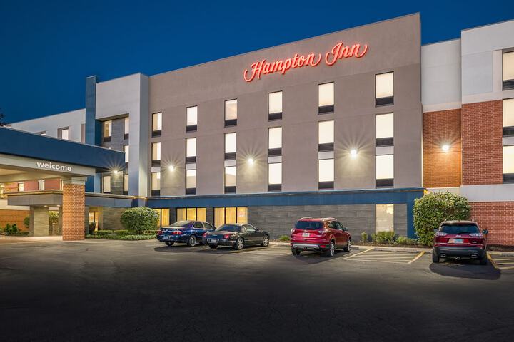 Hampton Inn McHenry