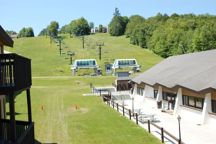 Mountain Lodge at Okemo a Vail Resorts Property