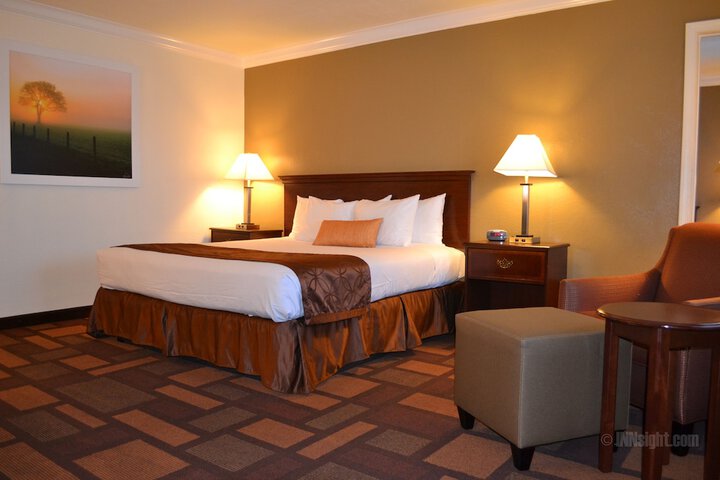 Days Inn & Suites by Wyndham Lodi