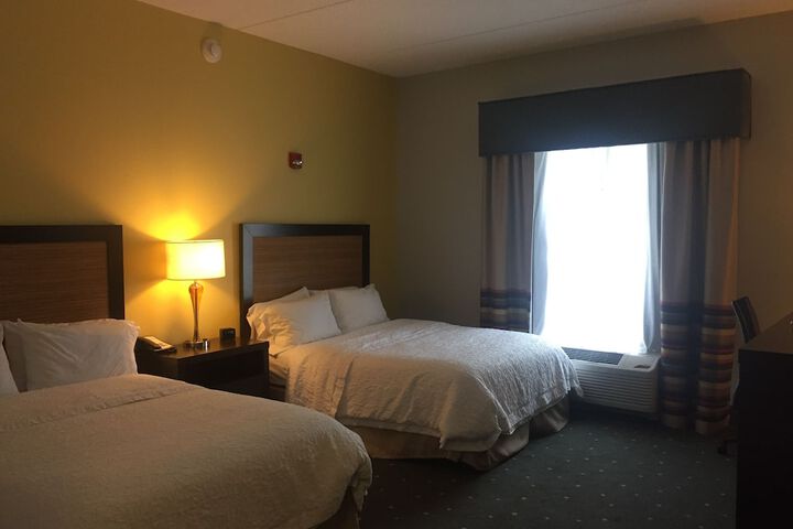 Room 46 of 118