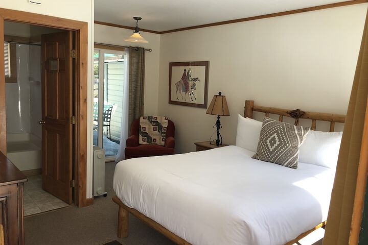 Room 118 of 141