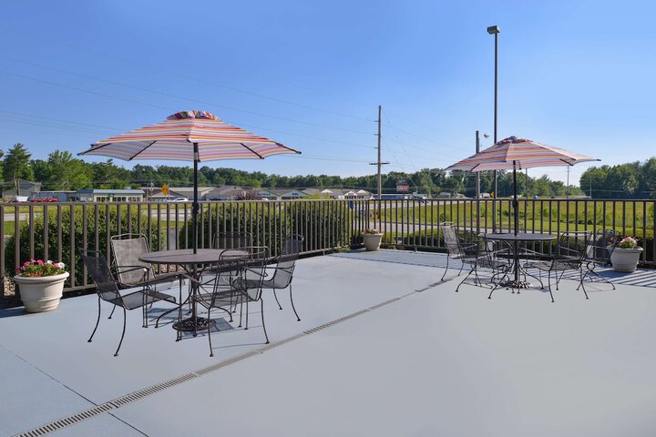 Terrace/Patio 38 of 39