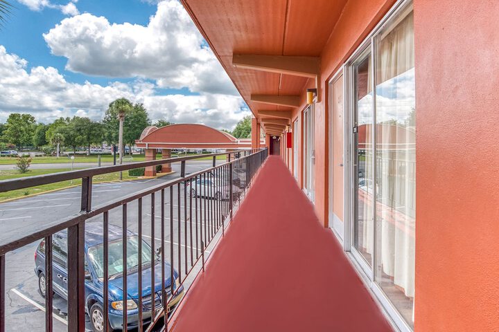 Terrace/Patio 23 of 28