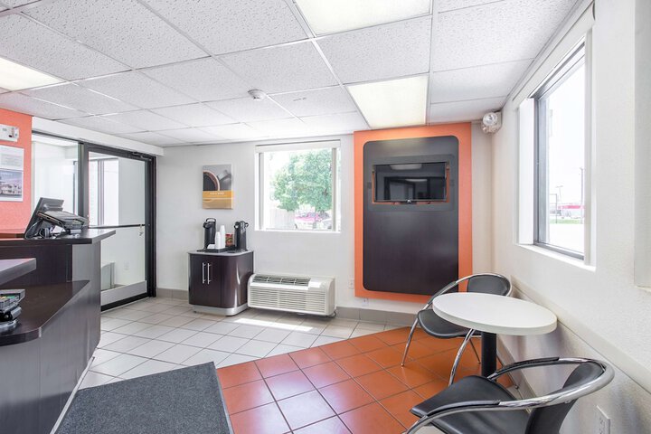 Motel 6 Council Bluffs IA - Omaha East