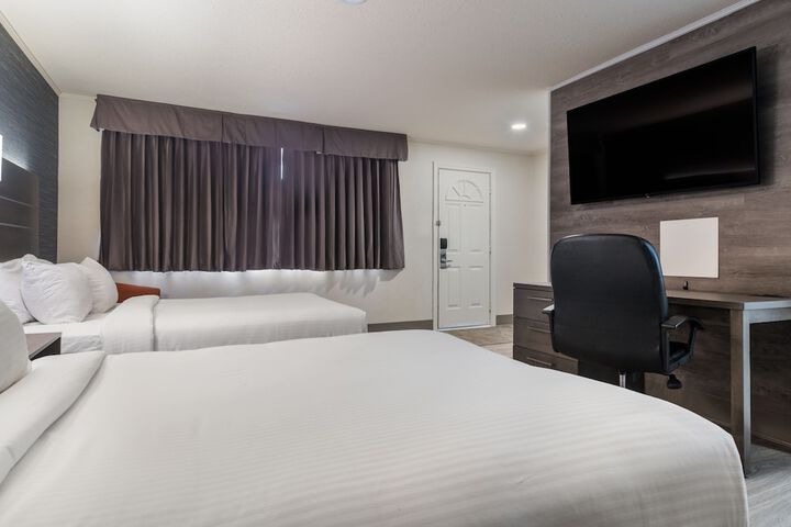 Room 27 of 49