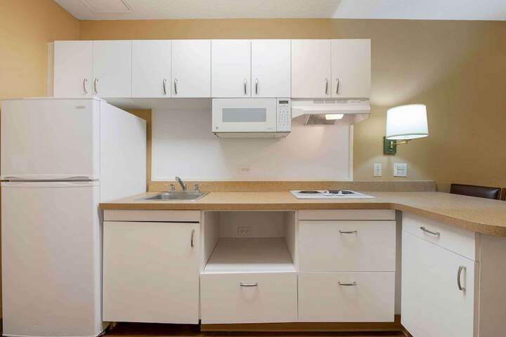 Room 17 of 32