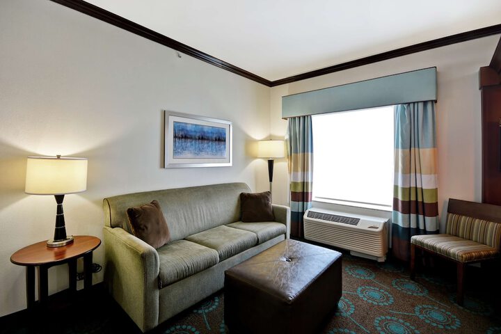 Room 25 of 63