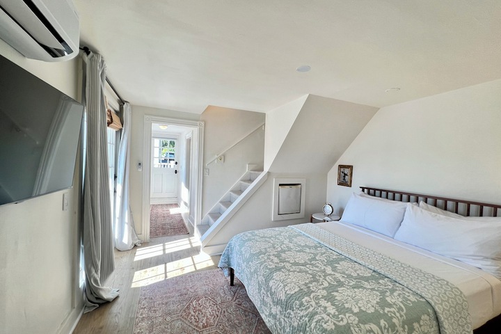 Admirals Quarters Inn