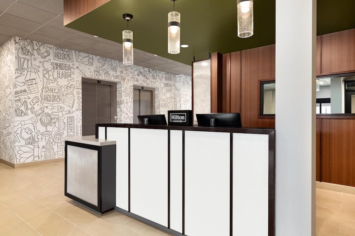 LivSmart Studios by Hilton Kokomo