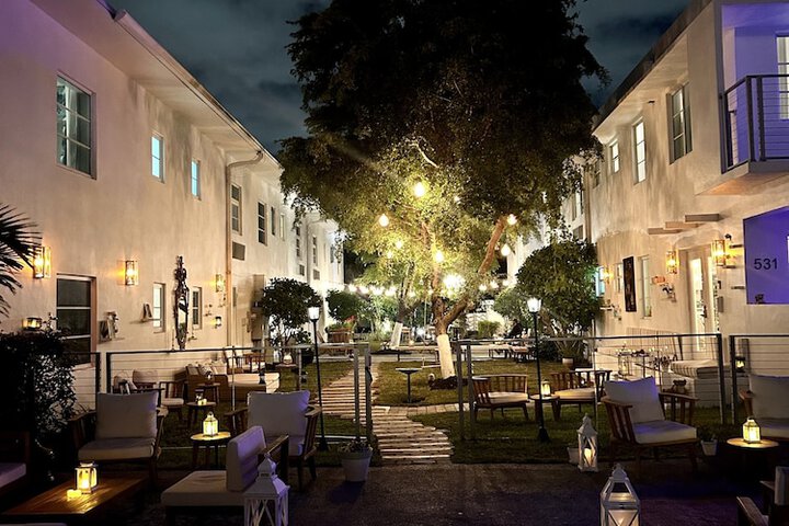 Hotel Exterior 54 of 55