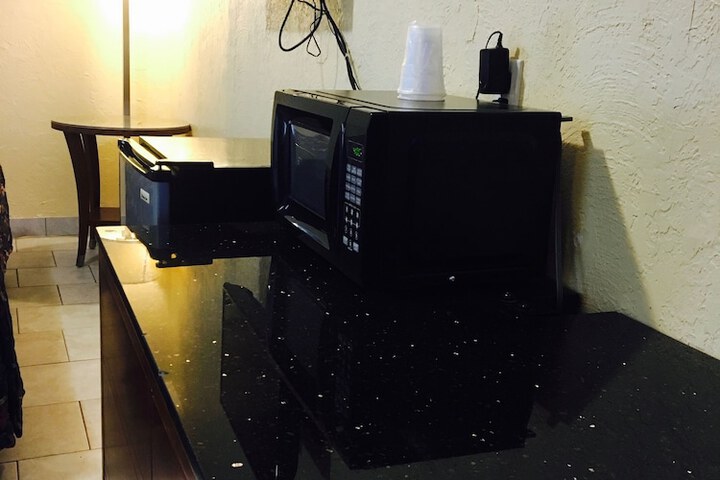 Room 13 of 21