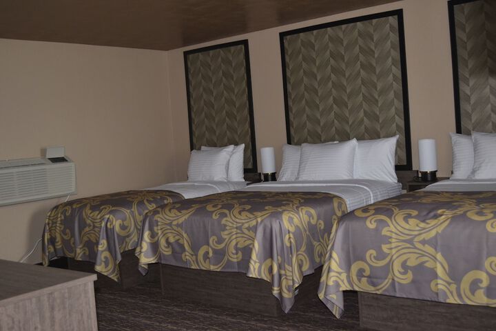 Room 21 of 39