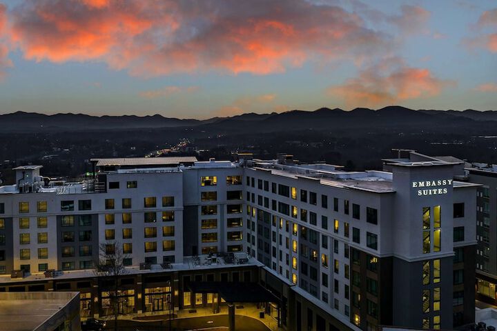Hotel 5 of 85