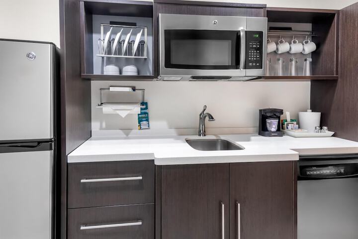 Home2 Suites by Hilton Dallas Grand Prairie